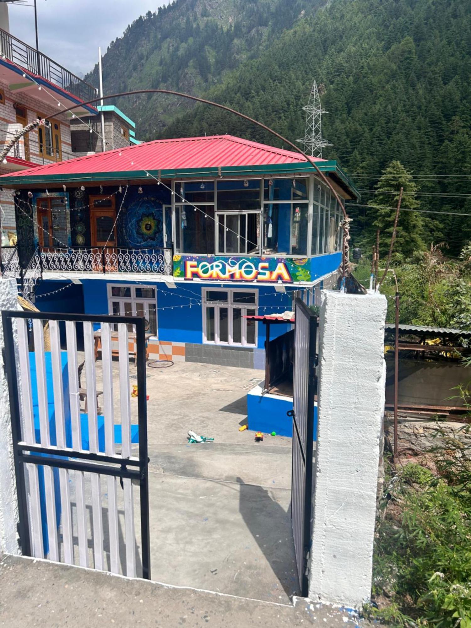 Formosa Hostel & Cafe Kasol Eksteriør billede