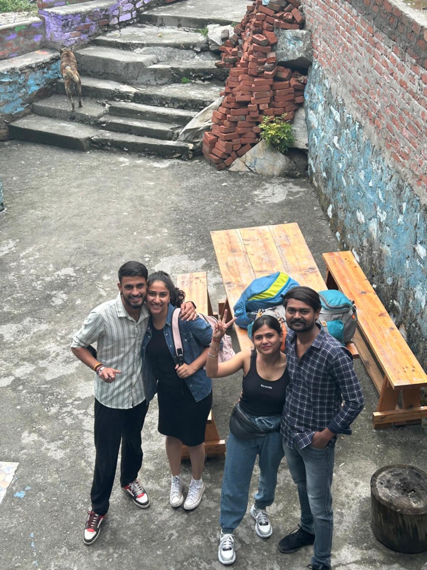 Formosa Hostel & Cafe Kasol Eksteriør billede