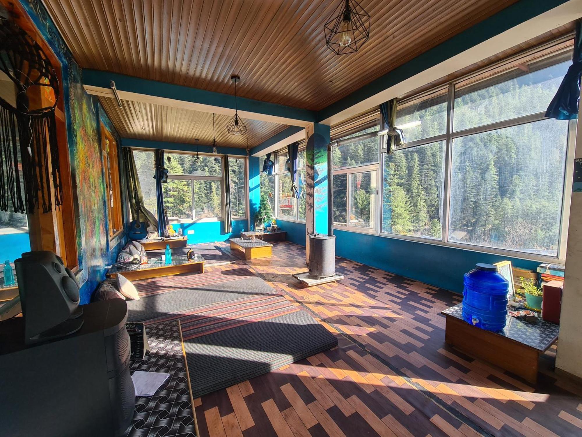 Formosa Hostel & Cafe Kasol Eksteriør billede